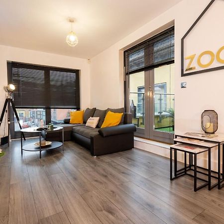 Luxe Place - Netflix & Workspace For 6 Birmingham Eksteriør billede