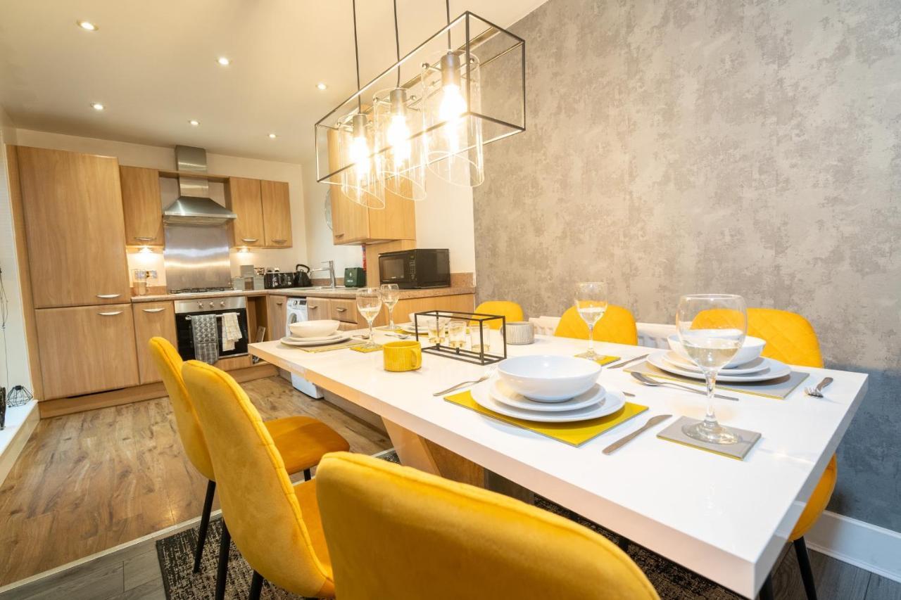 Luxe Place - Netflix & Workspace For 6 Birmingham Eksteriør billede