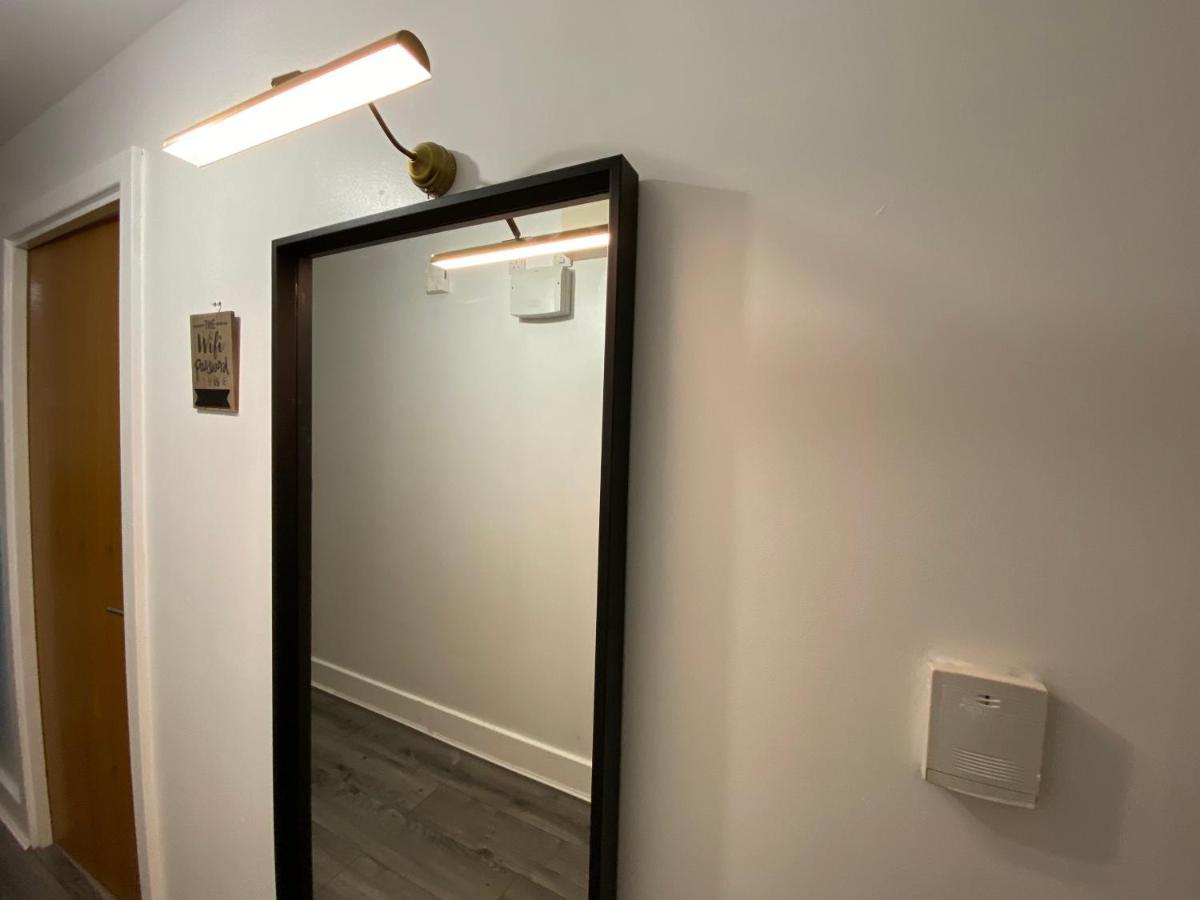 Luxe Place - Netflix & Workspace For 6 Birmingham Eksteriør billede
