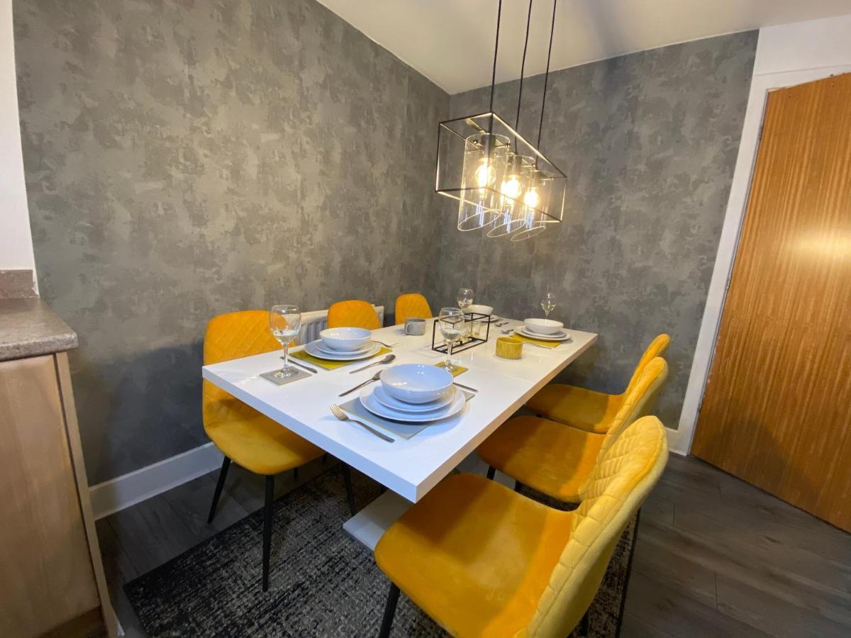 Luxe Place - Netflix & Workspace For 6 Birmingham Eksteriør billede